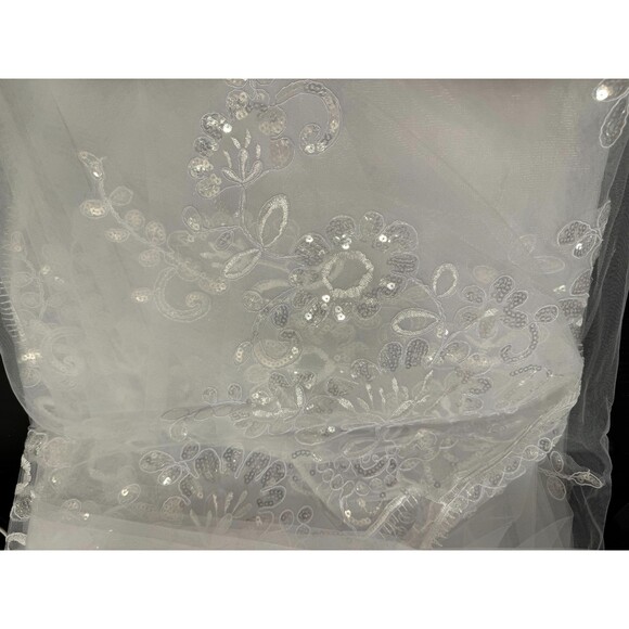 NWT 1 Layer Floral Squins Wedding Veil 118.11'' Long Bridal Veil with Comb - Picture 6 of 6